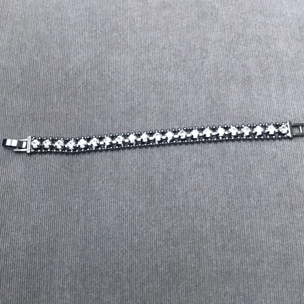 Stella & Dot Urbane Bracelet